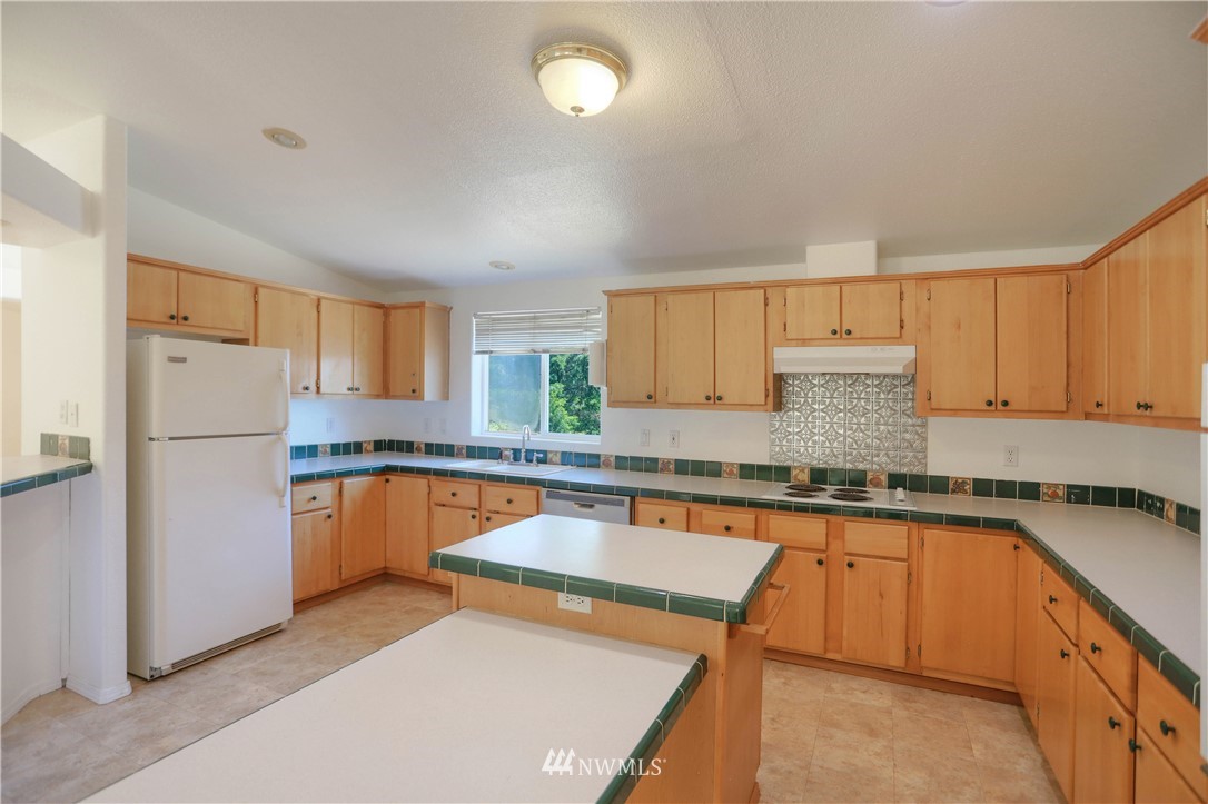 20 West Henni Road Oak Harbor, WA 98277 - Photo 4 of 24 Gallery Image 4