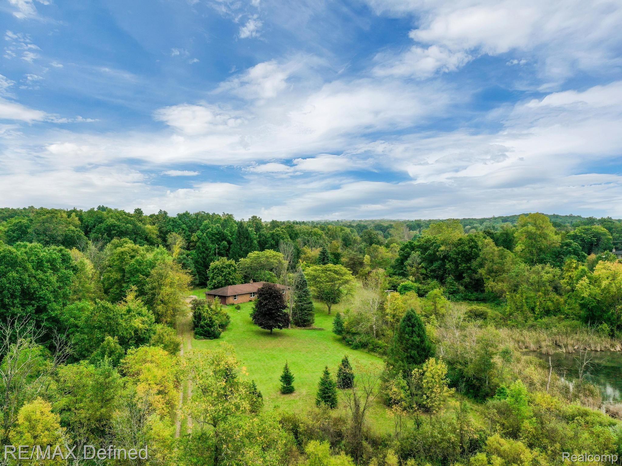 601 Lake George Road Oakland, MI 48363 - Photo 6 of 55 601 Lake George Rd Oakland-019-015-601 Lake George Rd Oakland Twp-MLS_Size.jpg