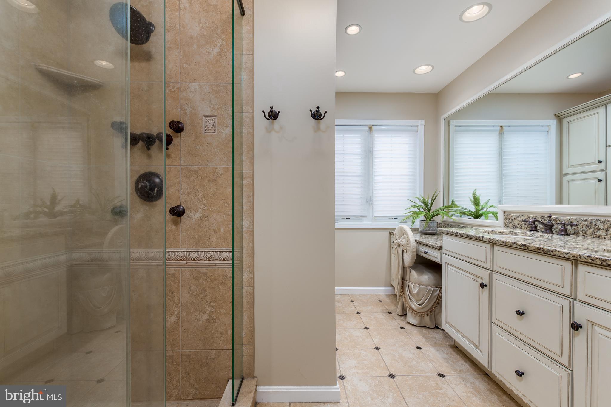 10507 Norwich Road Ocean City, MD 21842 - Photo 22 of 38 En suite with custom shower & wall of storage