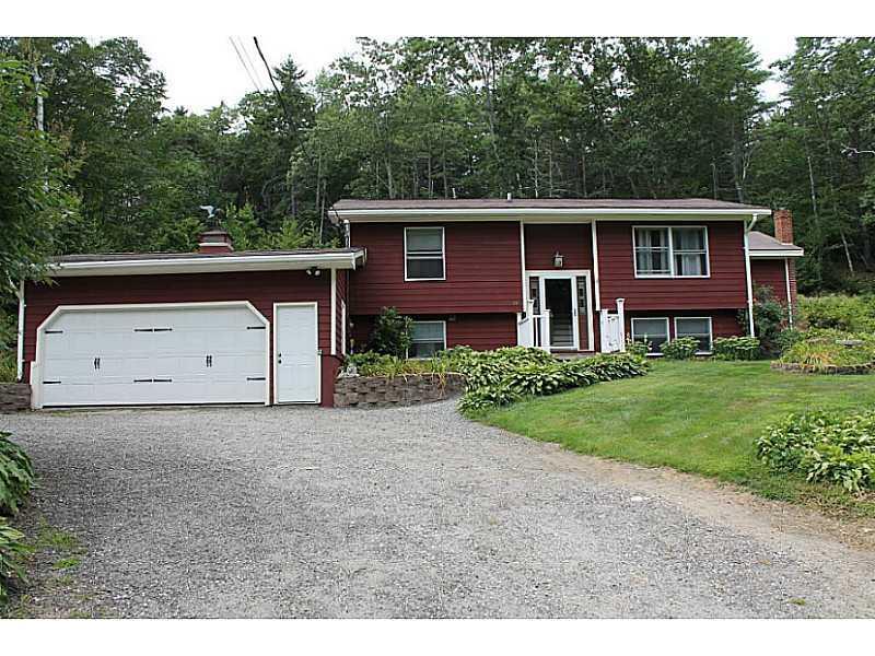14 Carriage Road Freeport, ME 04032 - Photo 16 of 18 Exterior Front.