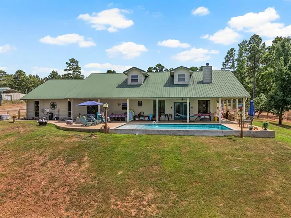 $945,000 | 140 County Road 2242, Daingerfield, TX 75638