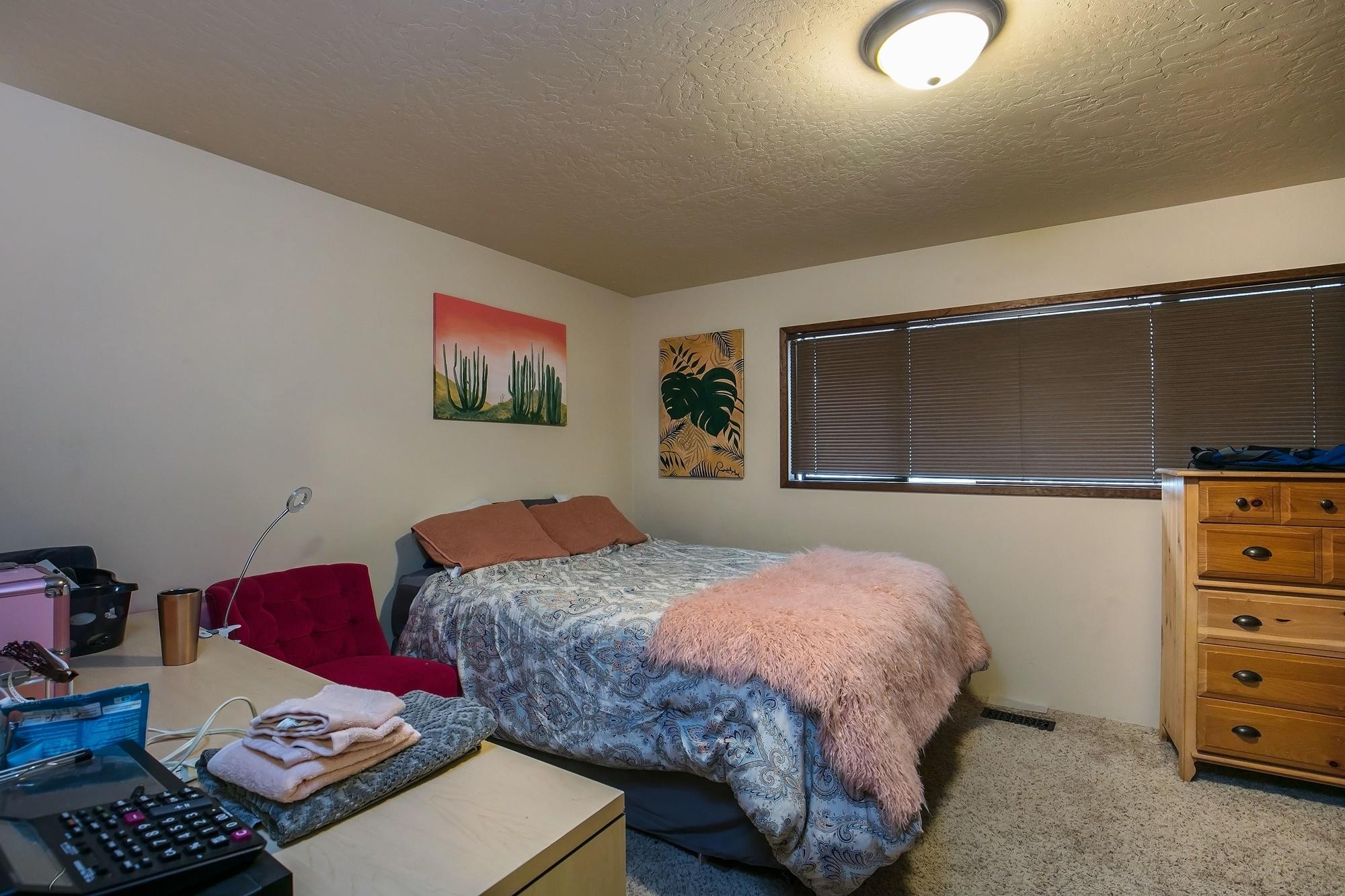 21133 Bear Creek Road Bend, OR 97702 - Photo 17 of 23 The three bedrooms are all a good size.