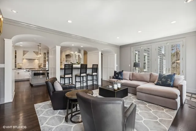 $2,599,000 | 1284 North Sheridan Road, Lake Forest, IL 60045