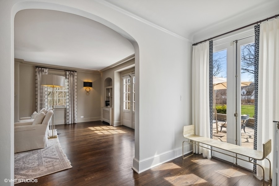 1284 North Sheridan Road Lake Forest, IL 60045 - Photo 5 of 39