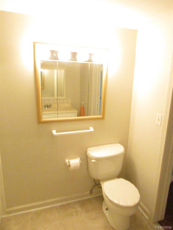 2003 Belsay Road Burton, MI 48519 - Photo 31 of 47