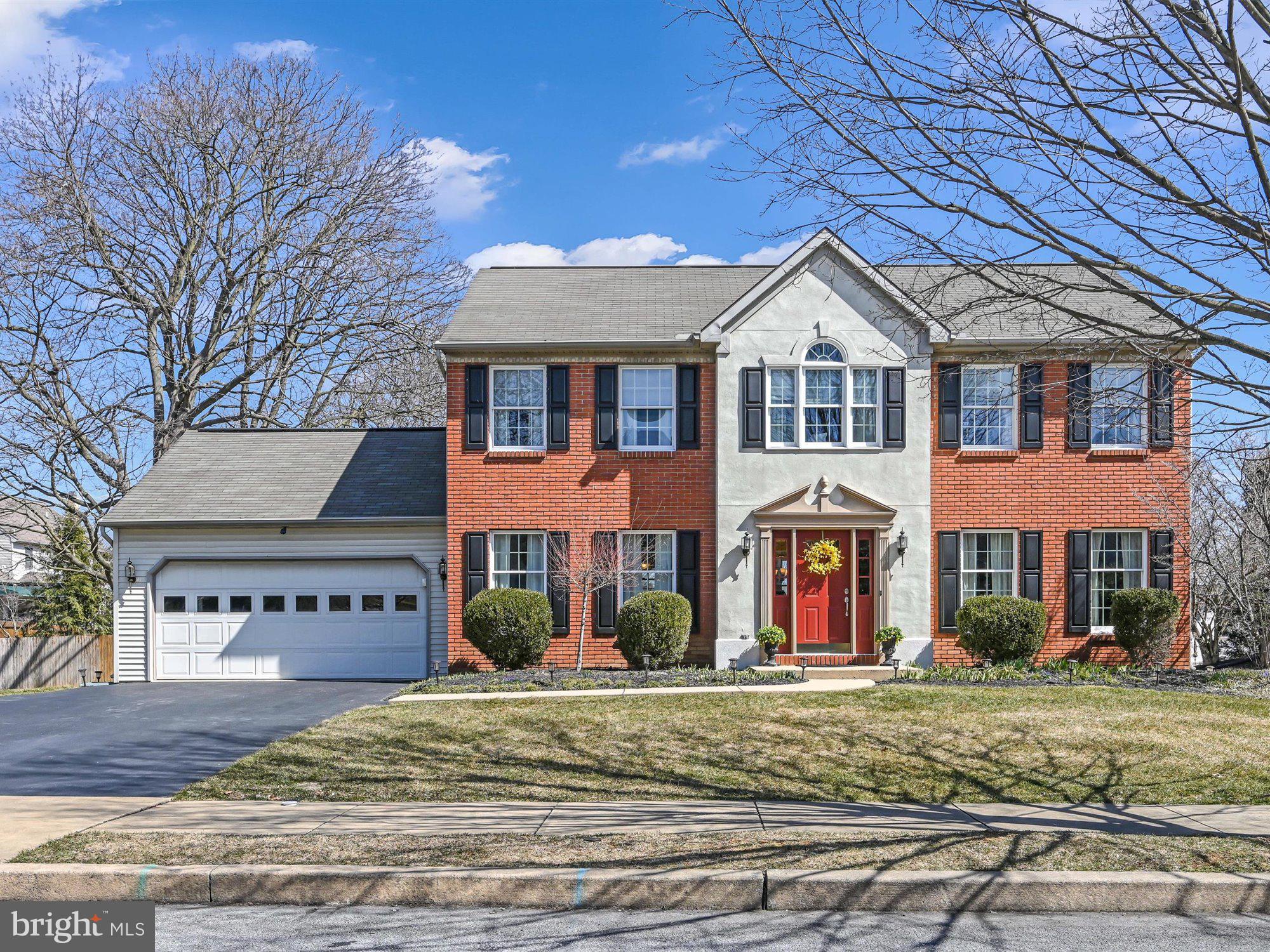 651 Laurel Avenue Lititz, PA 17543 - Photo 1 of 48
