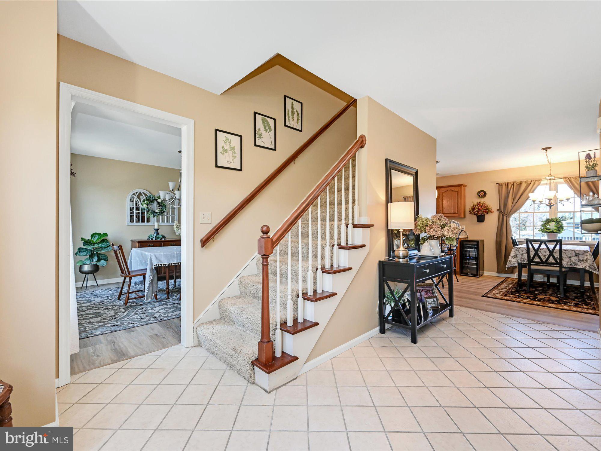 651 Laurel Avenue Lititz, PA 17543 - Photo 7 of 48