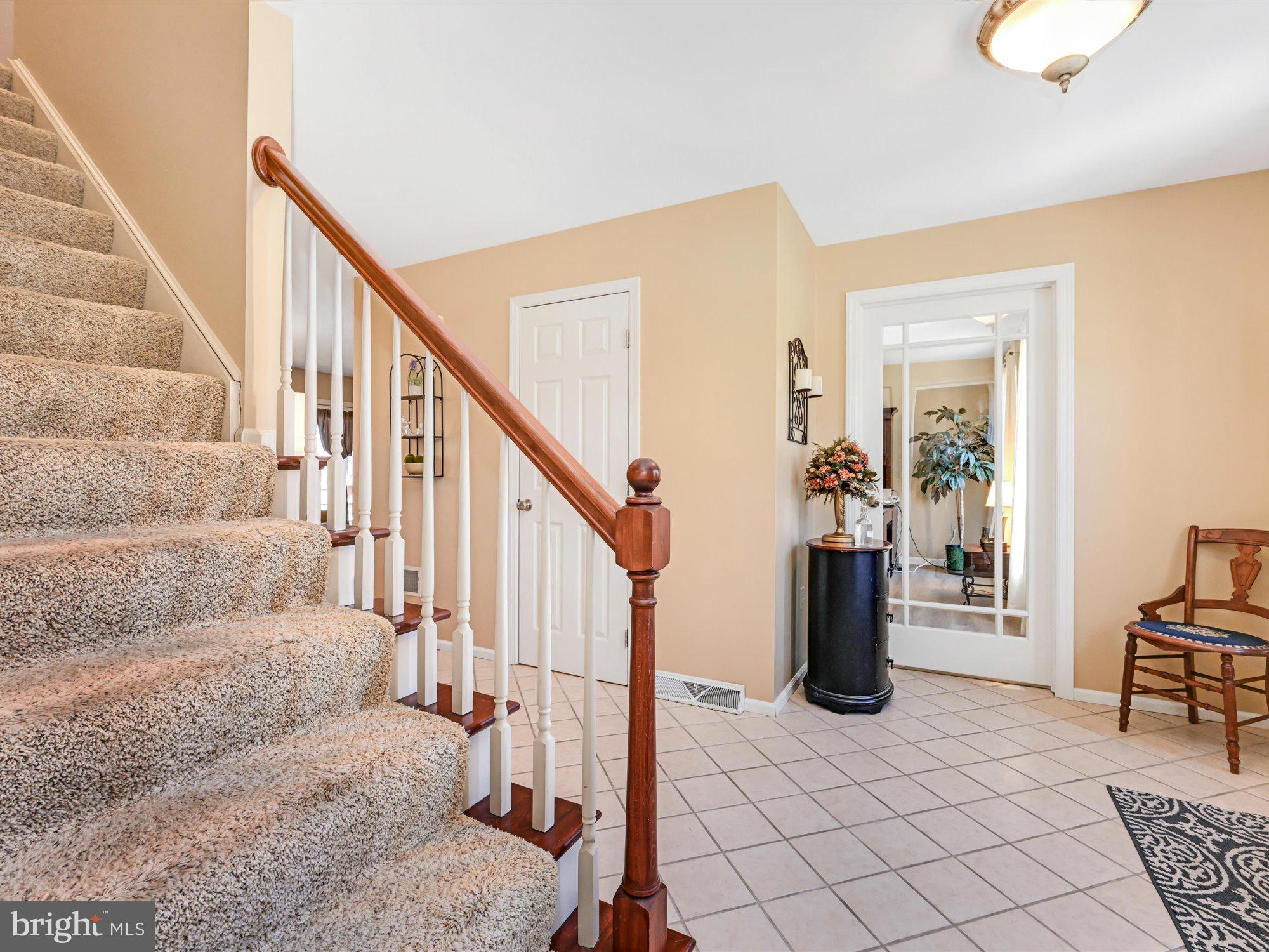 651 Laurel Avenue Lititz, PA 17543 - Photo 8 of 48