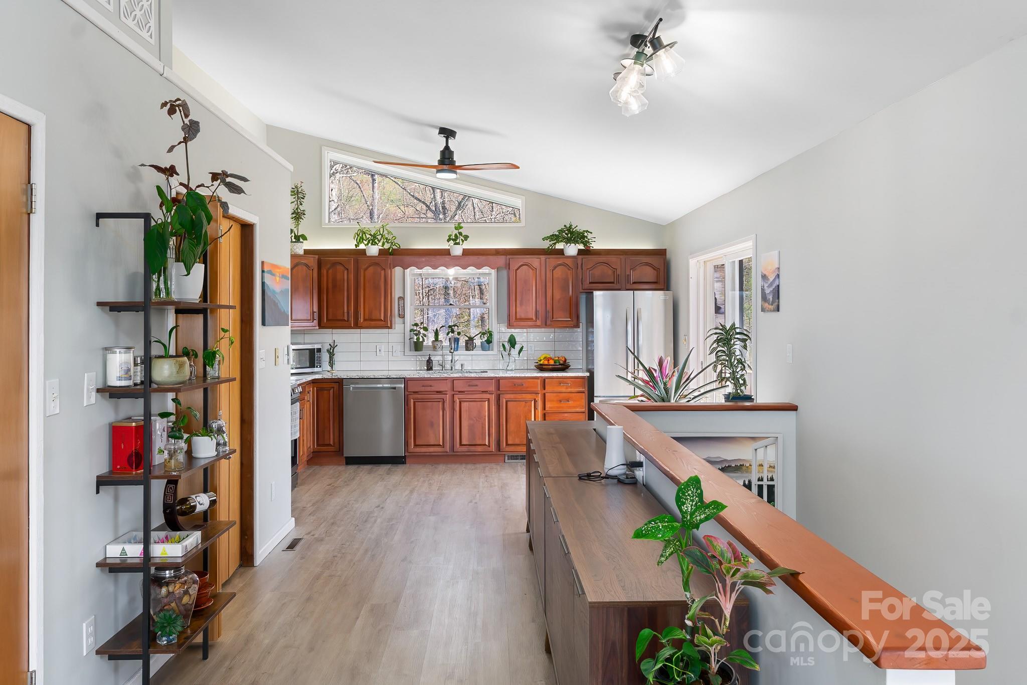 727 Chinquapin Mountain Road Franklin, NC 28734 - Photo 20 of 47