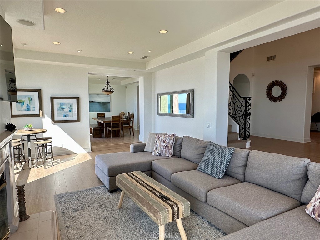 34385 Dana Strand Road, Unit A Dana Point, CA 92629 - Photo 8 of 38 Gallery Image 8