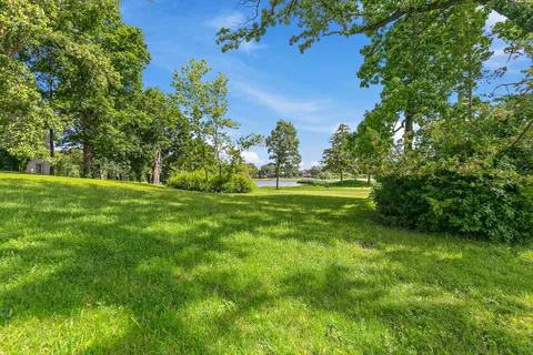 $750,000 | 57 Hillburn Lane, North Barrington, IL 60010