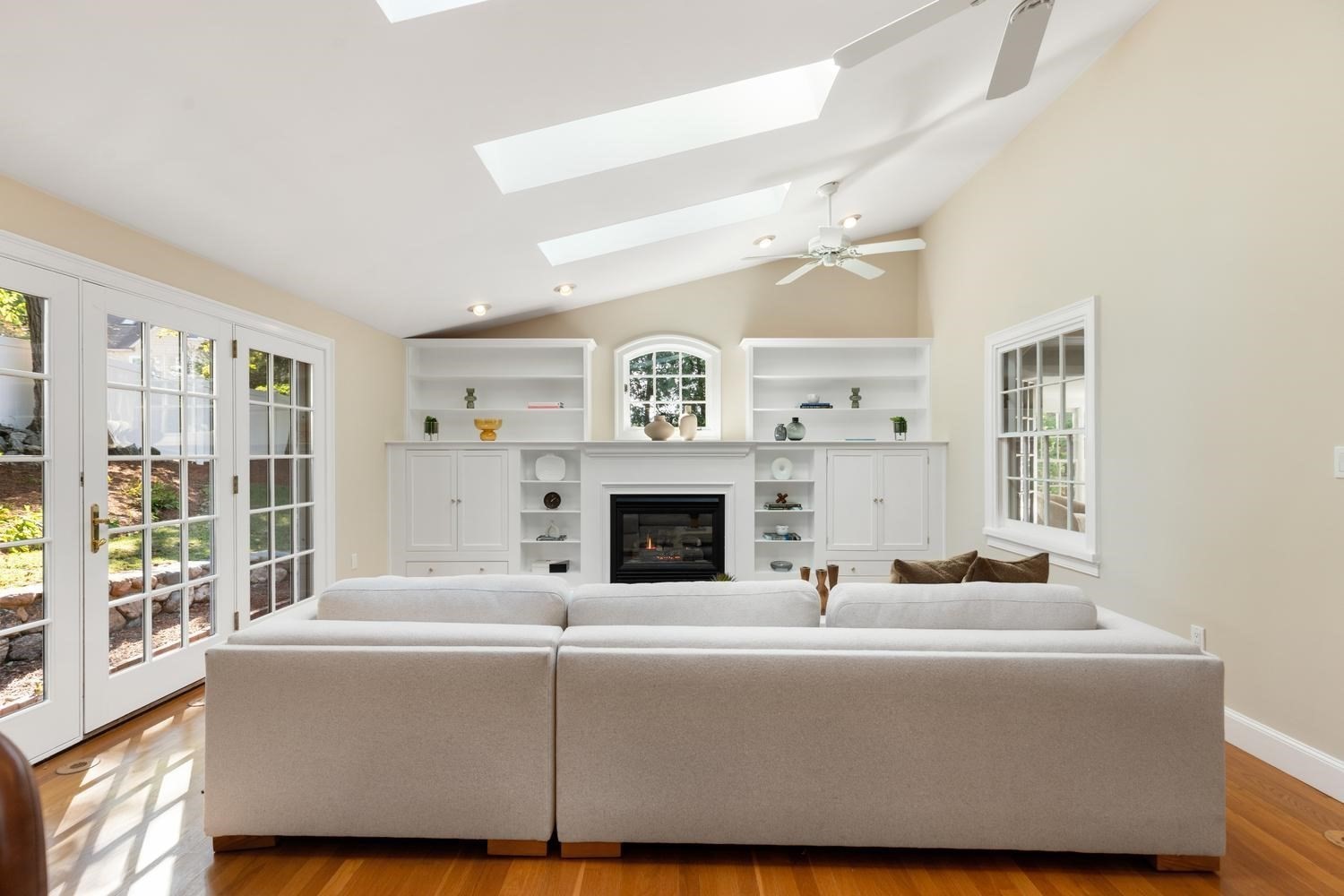 30 Allen Road Winchester, MA 01890 - Photo 13 of 40 Gallery Image 13