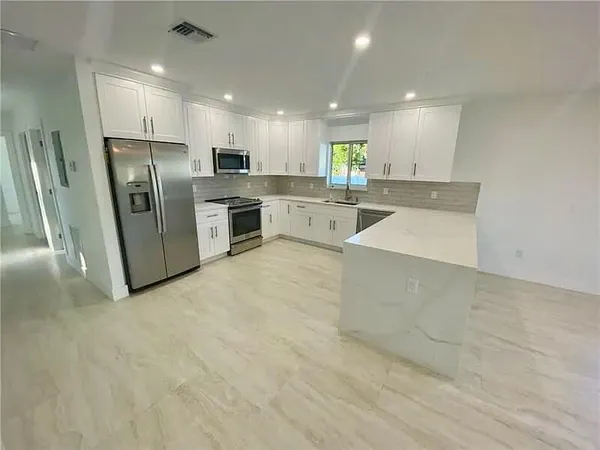 $4,020 | 2635 Northeast 17th Street, Unit 2635, Pompano Beach, FL 33062