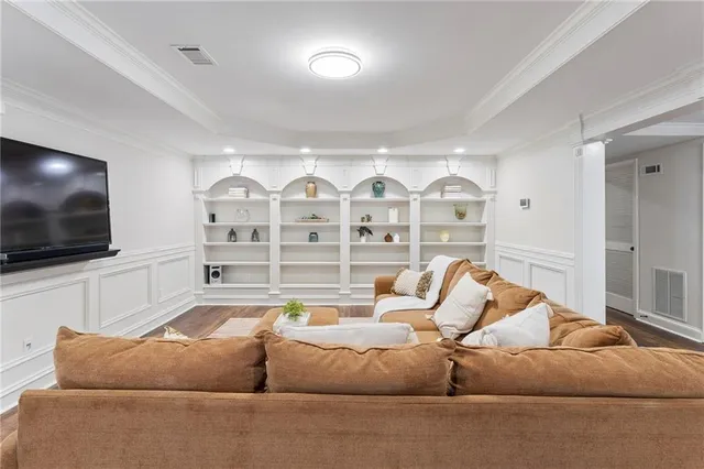 $6,000 | 6005 Oakbury Lane, Suwanee, GA 30024