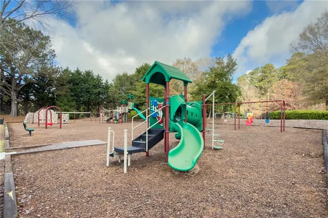 $6,000 | 6005 Oakbury Lane, Suwanee, GA 30024