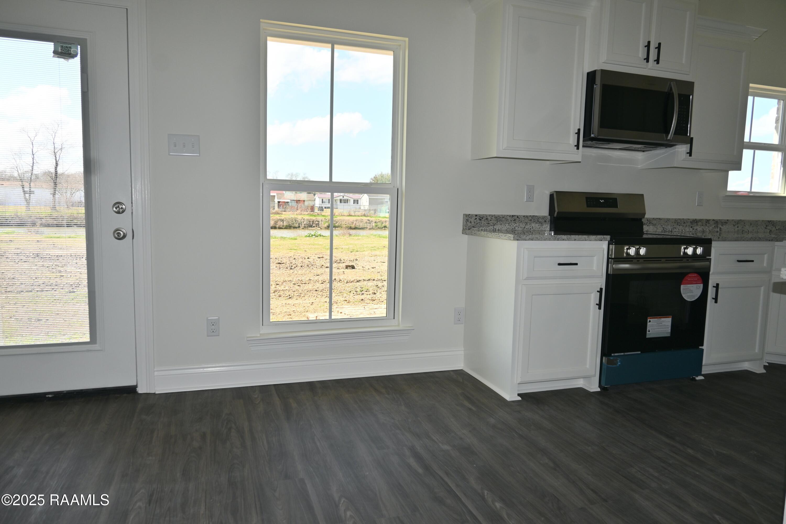 146 Grande Rue Church Point, LA 70525 - Photo 10 of 16 BE836E51-3985-4B13-9B40-474F3950AE4D_1_2