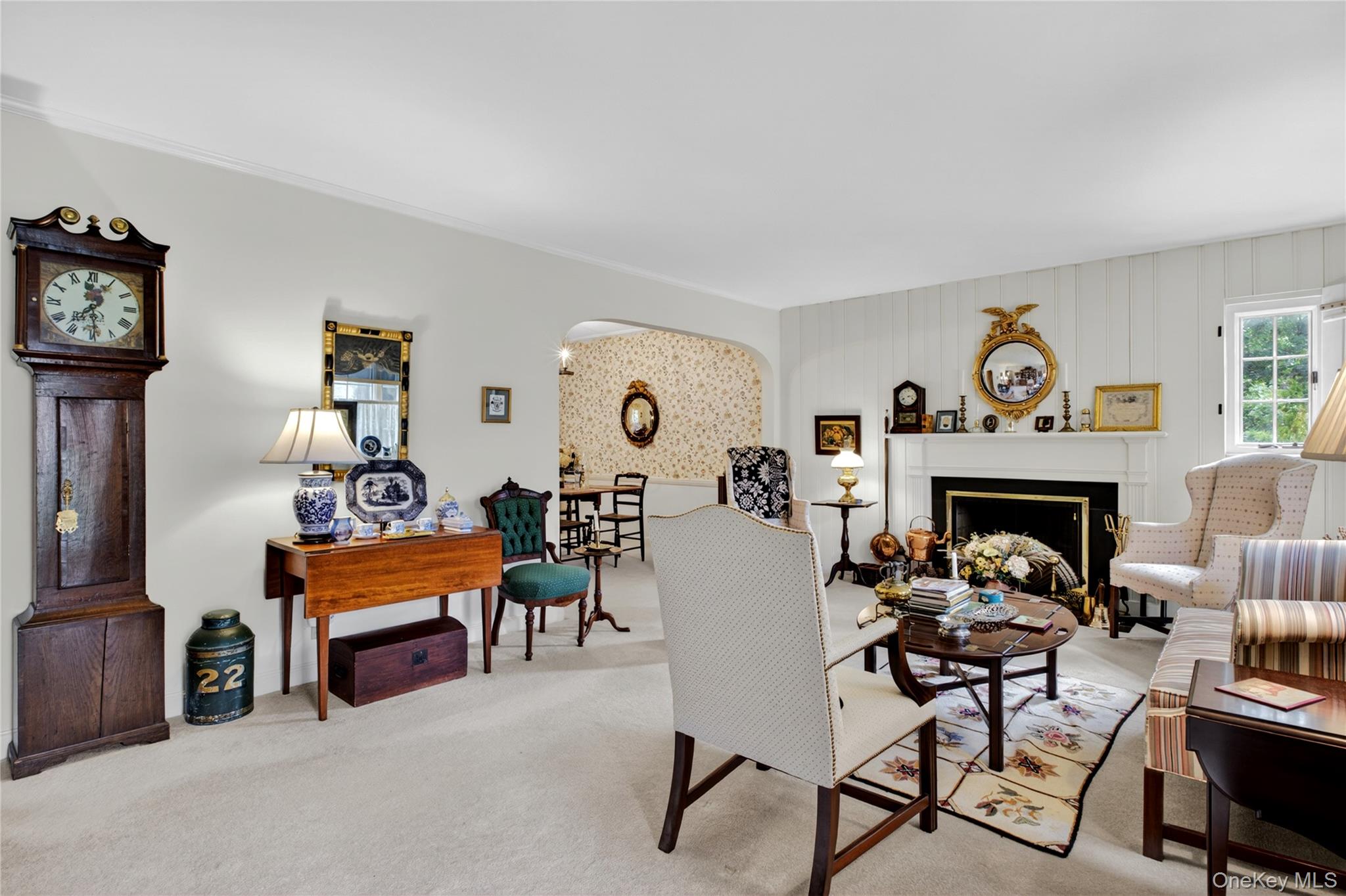 18 Old Farm Road East Hills, NY 11577 - Photo 7 of 24