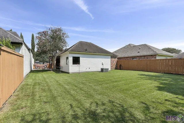 $318,500 | 2060 Springmorning Drive, St. George, LA 70810