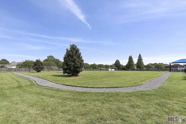 $318,500 | 2060 Springmorning Drive, St. George, LA 70810