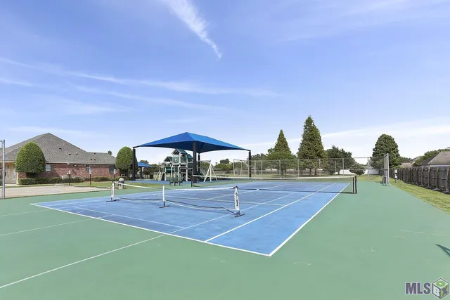 $318,500 | 2060 Springmorning Drive, St. George, LA 70810