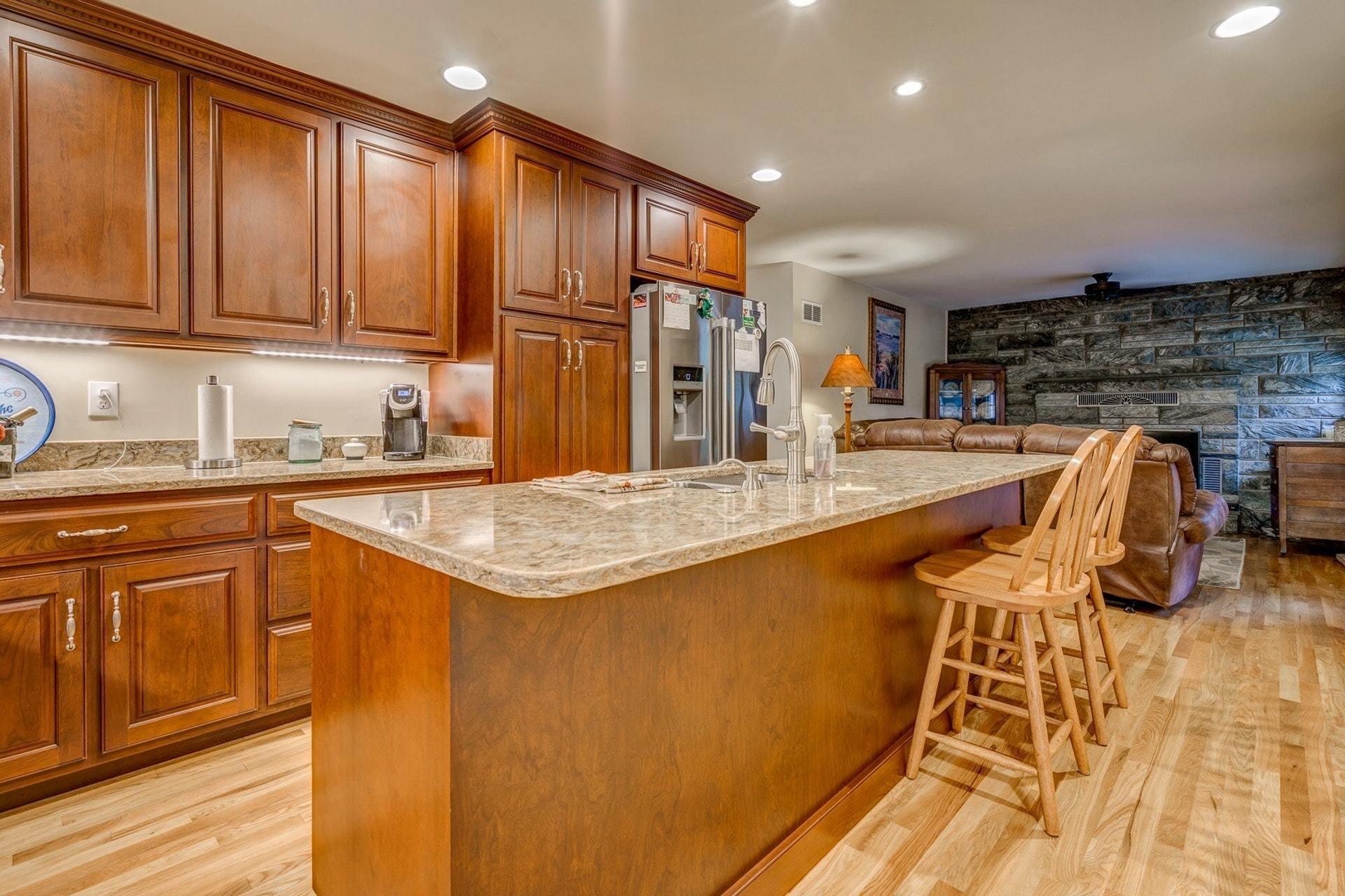 2732 Deerfield Road Southwest Roanoke, VA 24015 - Photo 8 of 37 008-321515-2732 Deerfield Road Southwest
