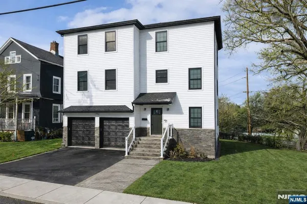 $1,200,000 | 7 Maple Street, Bloomfield, NJ 07003