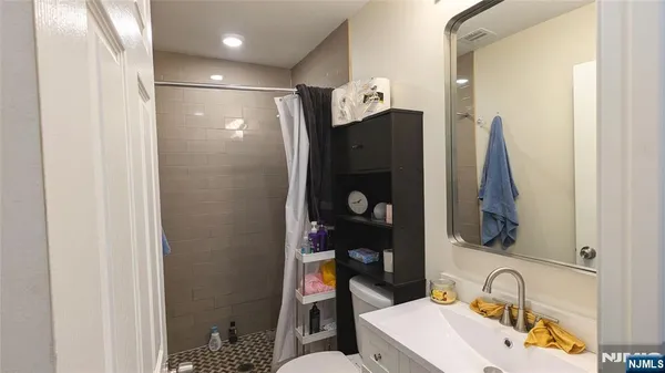 $1,200,000 | 7 Maple Street, Bloomfield, NJ 07003