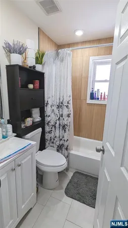 $1,200,000 | 7 Maple Street, Bloomfield, NJ 07003