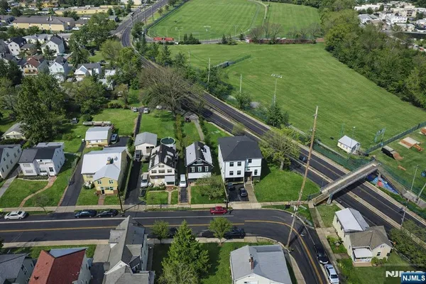 $1,200,000 | 7 Maple Street, Bloomfield, NJ 07003