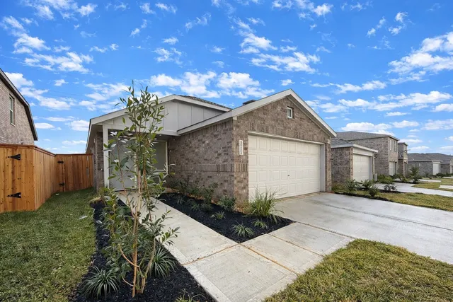 $1,800 | 16802 Old Wagon Way, Hockley, TX 77447