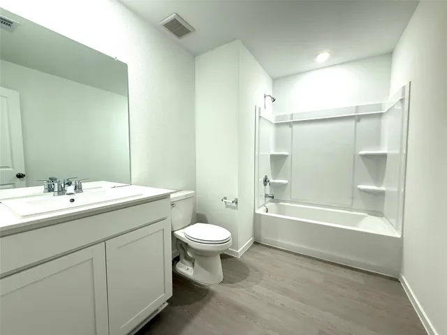 $1,800 | 16802 Old Wagon Way, Hockley, TX 77447