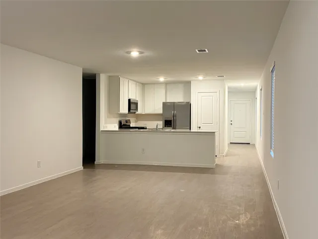 $1,800 | 16802 Old Wagon Way, Hockley, TX 77447