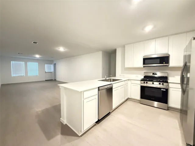 $1,800 | 16802 Old Wagon Way, Hockley, TX 77447