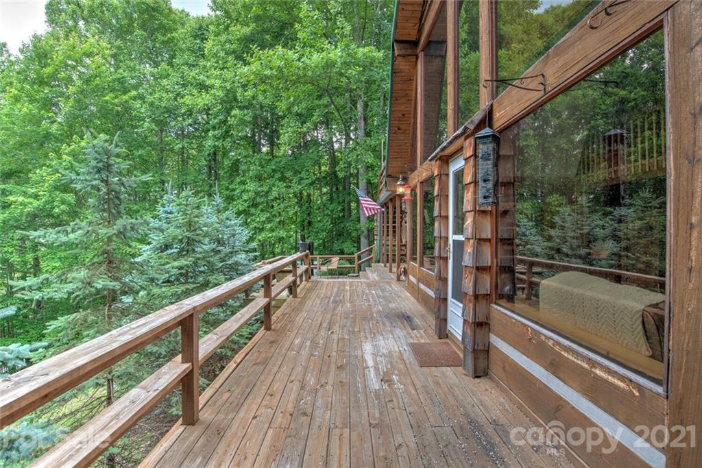 51 Gardenside Road Mars Hill, NC 28754 - Photo 2 of 35 Gallery Image 2