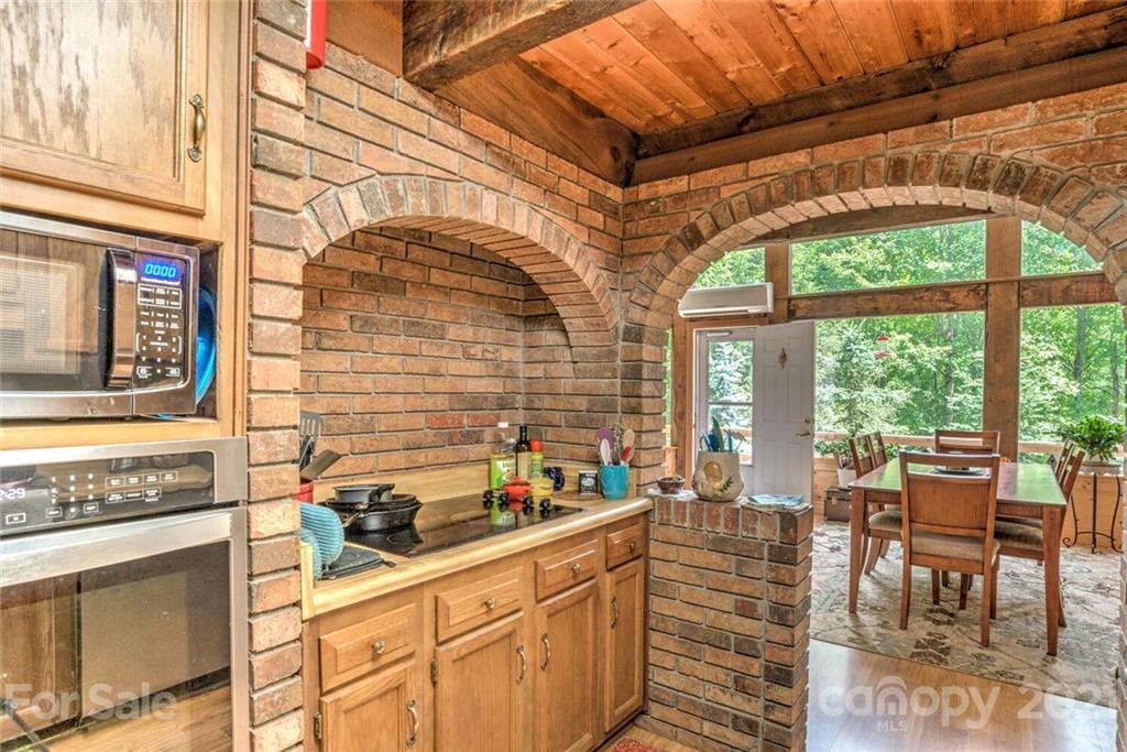 51 Gardenside Road Mars Hill, NC 28754 - Photo 11 of 35 Gallery Image 11