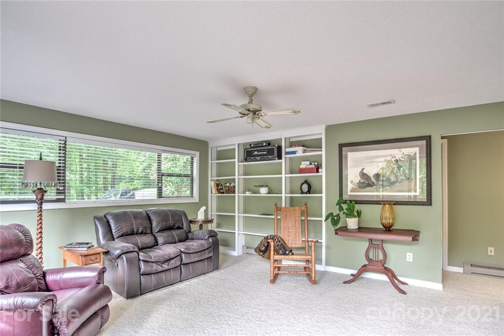 51 Gardenside Road Mars Hill, NC 28754 - Photo 17 of 35 Gallery Image 17