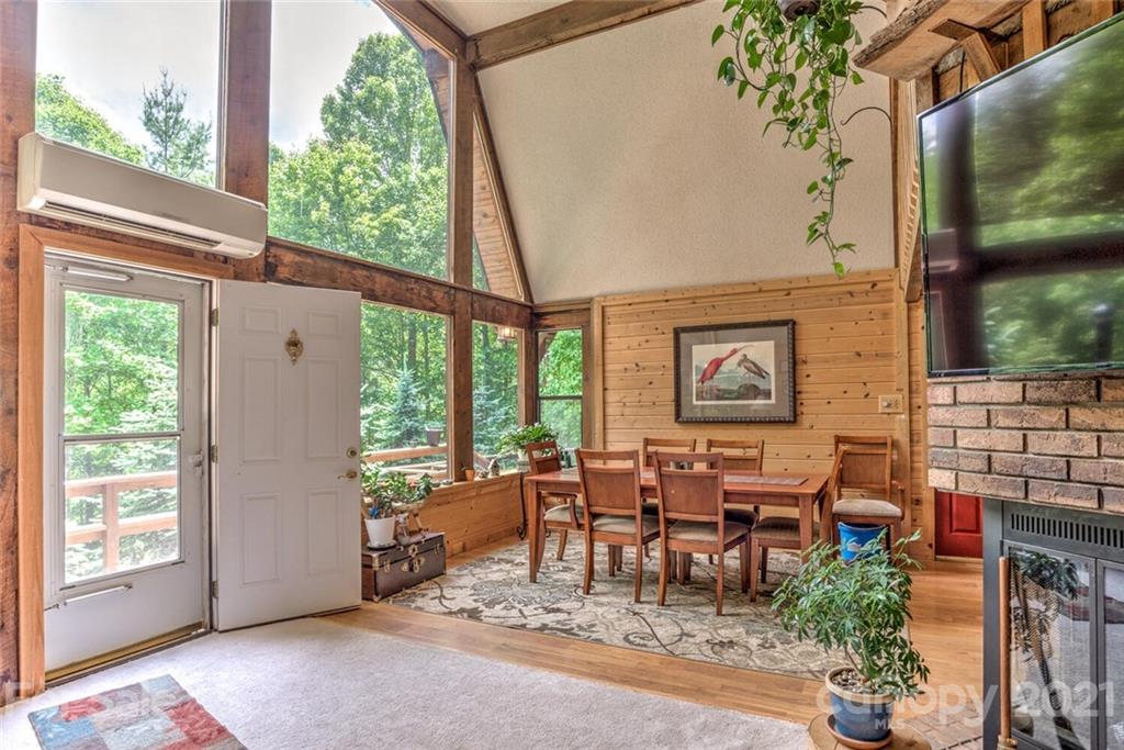 51 Gardenside Road Mars Hill, NC 28754 - Photo 5 of 35 Gallery Image 5