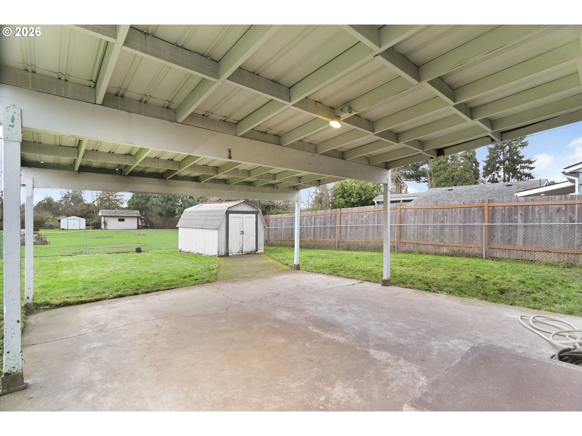 106 North Lieser Road Vancouver, WA 98664 - Photo 33 of 36 a view of a backyard with trampoline