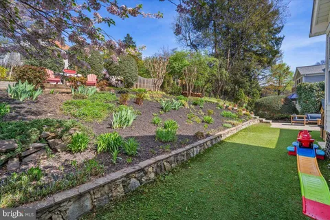 $1,525,000 | 6107 Cromwell Drive, Bethesda, MD 20817