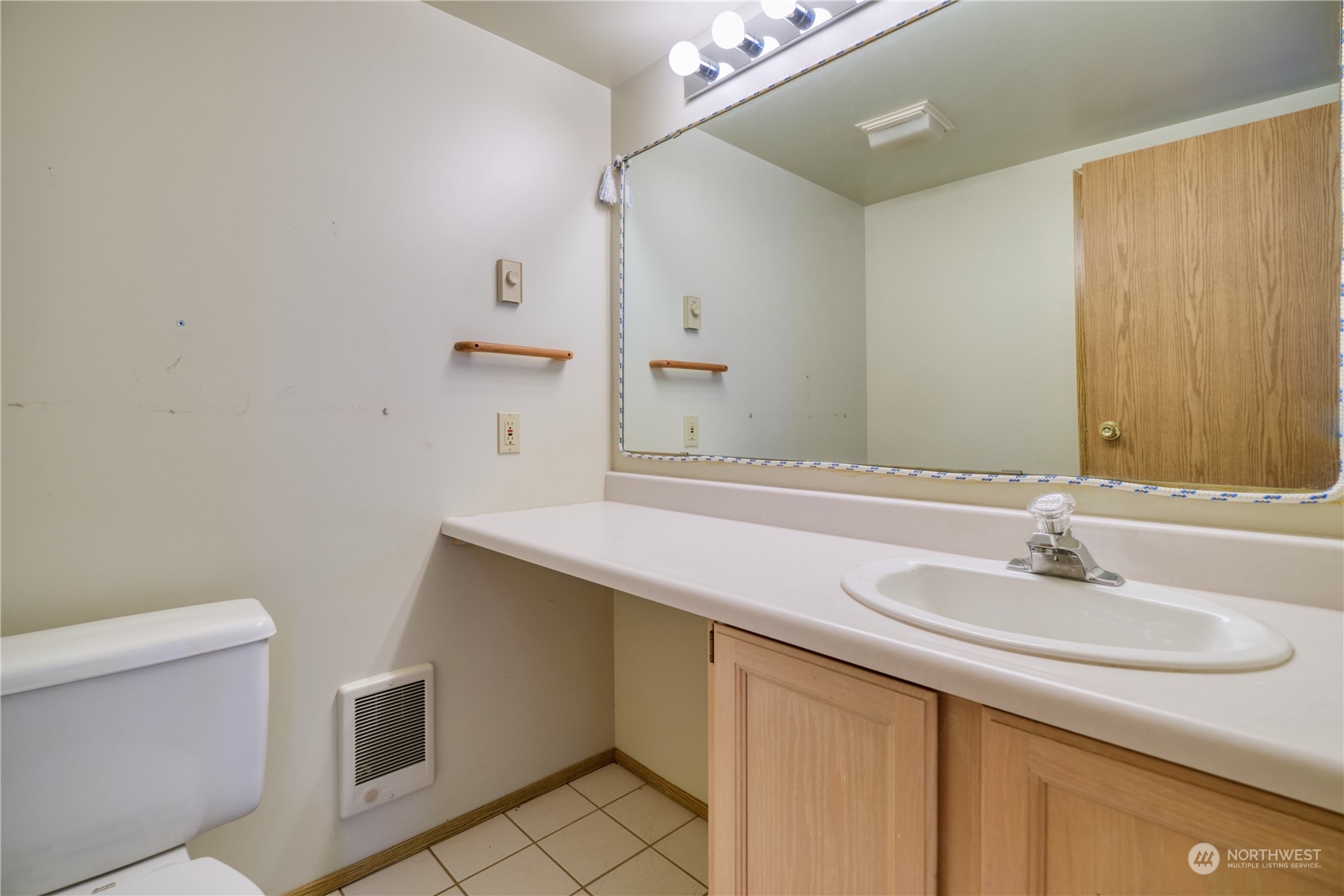 1728 Edwards Drive Point Roberts, WA 98281 - Photo 17 of 31