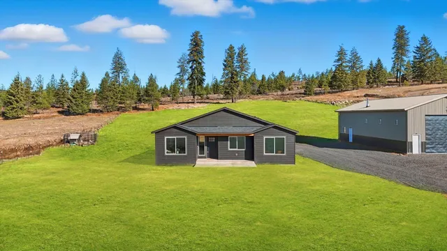 $950,000 | 1508 West Latting Lane, Deer Park, WA 99006