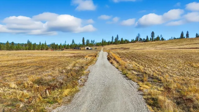 $950,000 | 1508 West Latting Lane, Deer Park, WA 99006