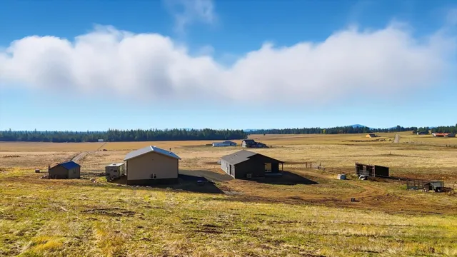 $950,000 | 1508 West Latting Lane, Deer Park, WA 99006