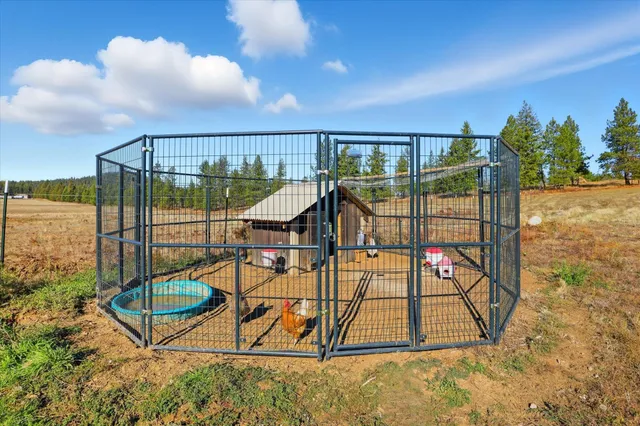 $950,000 | 1508 West Latting Lane, Deer Park, WA 99006