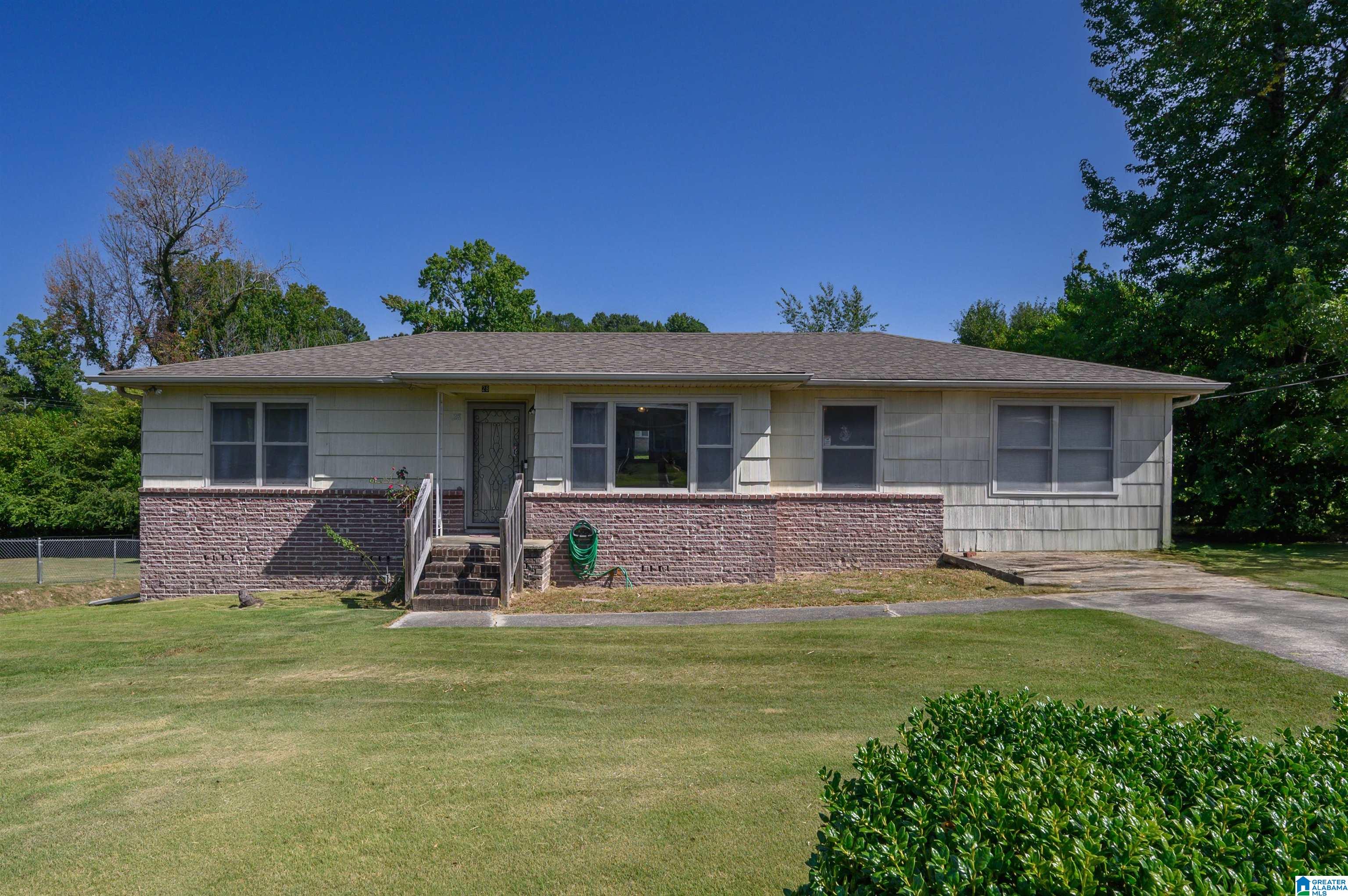 28 23rd Terrace Northwest Birmingham, AL 35215 - Photo 2 of 36