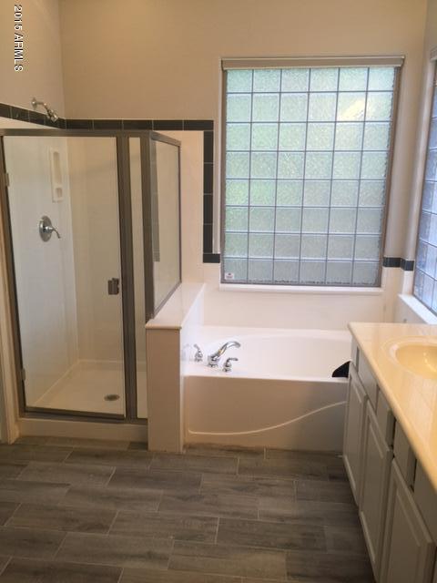 3347 West Restin Road Phoenix, AZ 85086 - Photo 5 of 11 IMG_5141