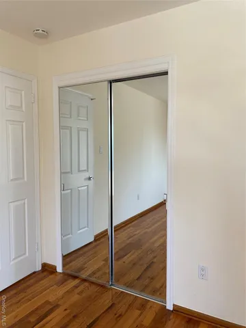 $3,950 | 297 Fairfield Avenue, Carle Place, NY 11514