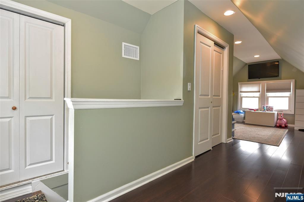 354 Demarest Avenue Oradell, NJ 07649 - Photo 22 of 33