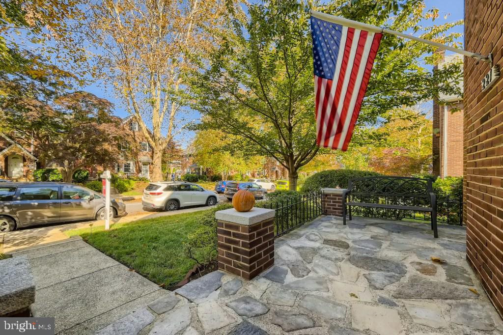 221 Dunkirk Road Baltimore, MD 21212 - Photo 3 of 32 Stone front porch