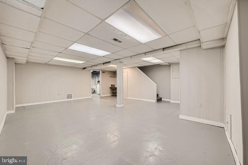 221 Dunkirk Road Baltimore, MD 21212 - Photo 28 of 32 Lower level family room